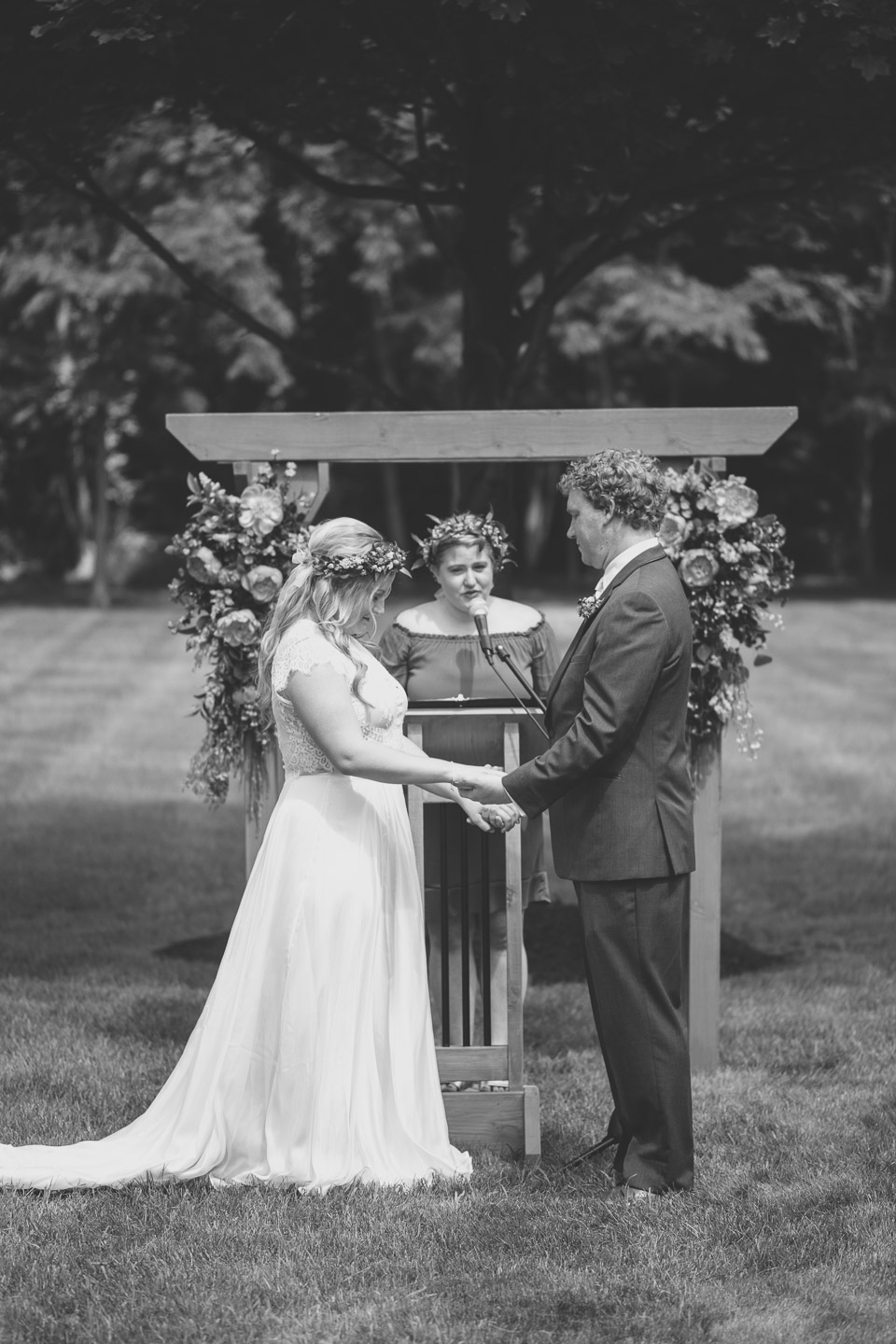 Michigan-Wedding-Photographer-Light-Garden-Photography-38.jpg