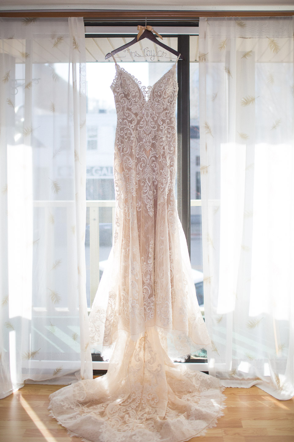 Michigan-Wedding-Photographer-Light-Garden-Photography-12.jpg