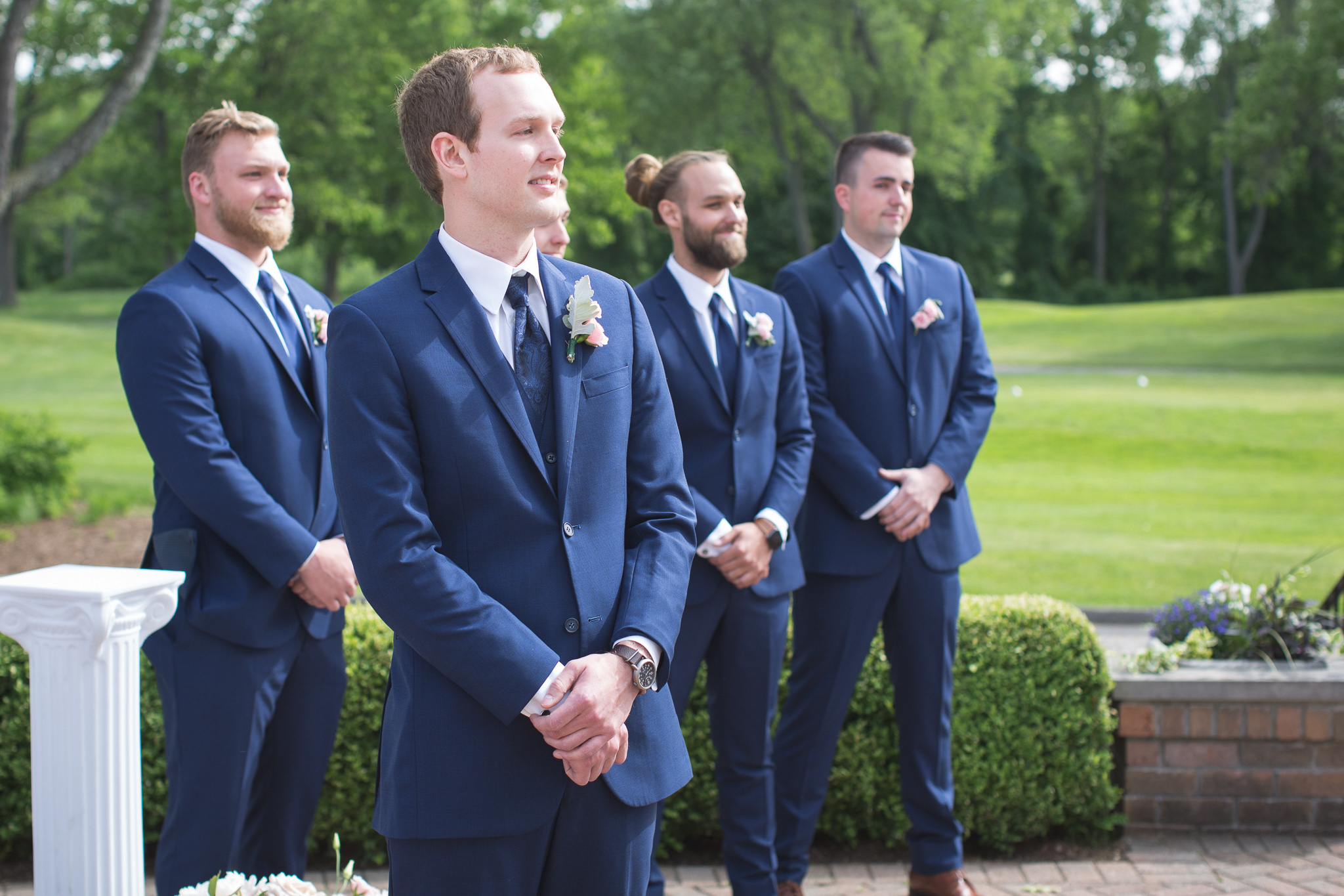 072-best-detroit-michigan-outdoor-wedding-photographer.jpg