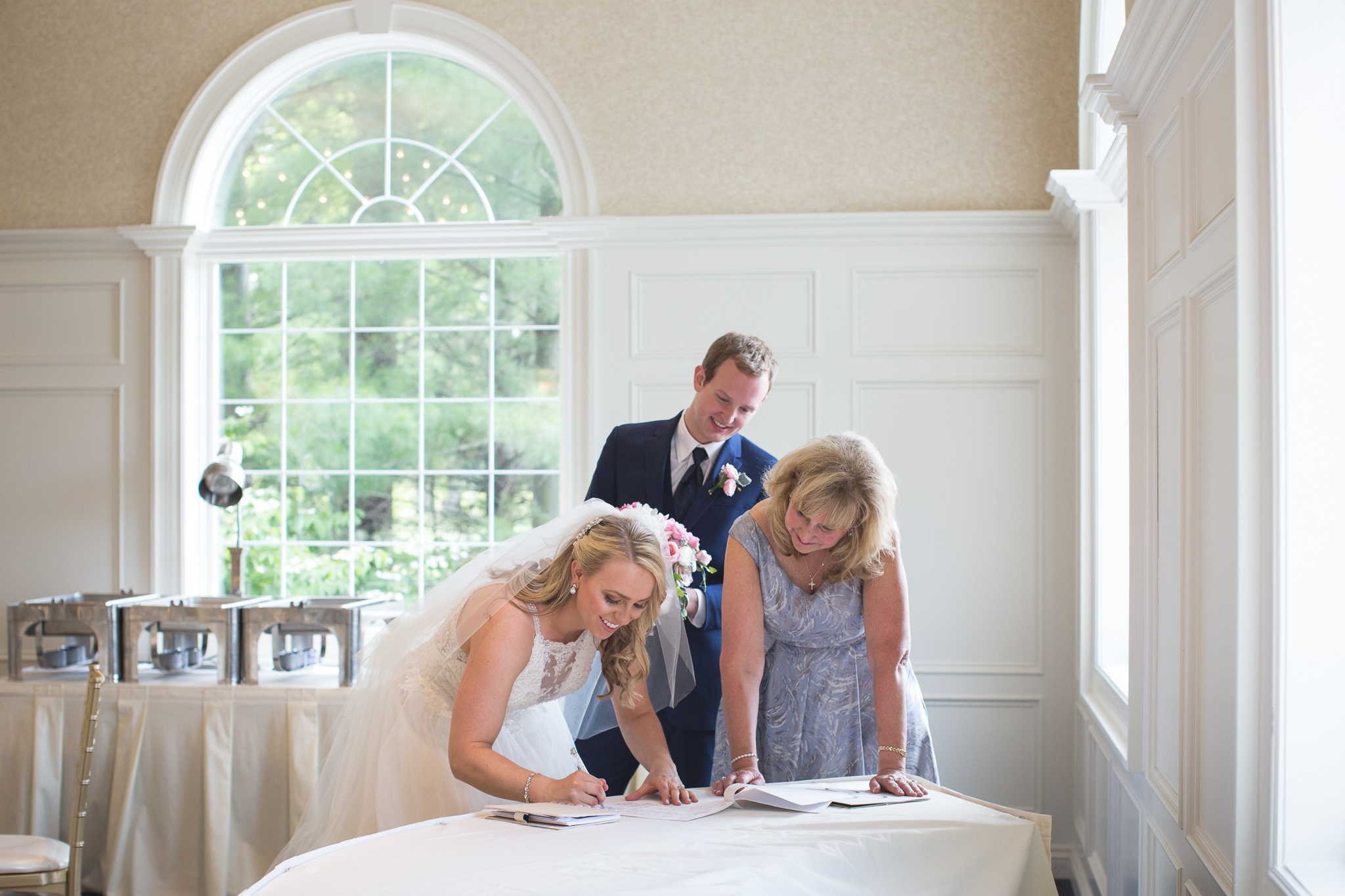 106-best-detroit-michigan-outdoor-wedding-photographer.jpg