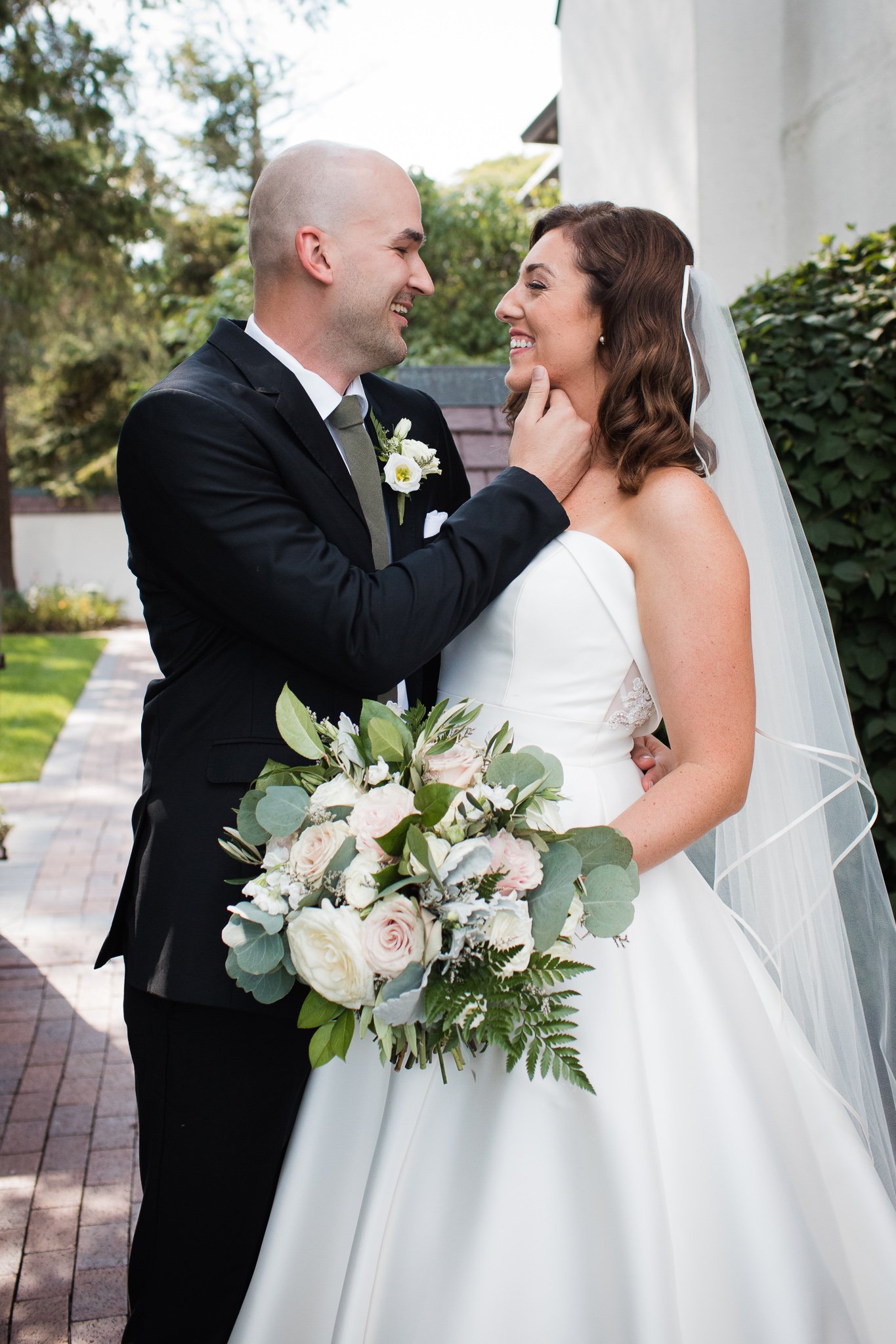 051_addison_oaks_michigan_wedding_photographer.jpg