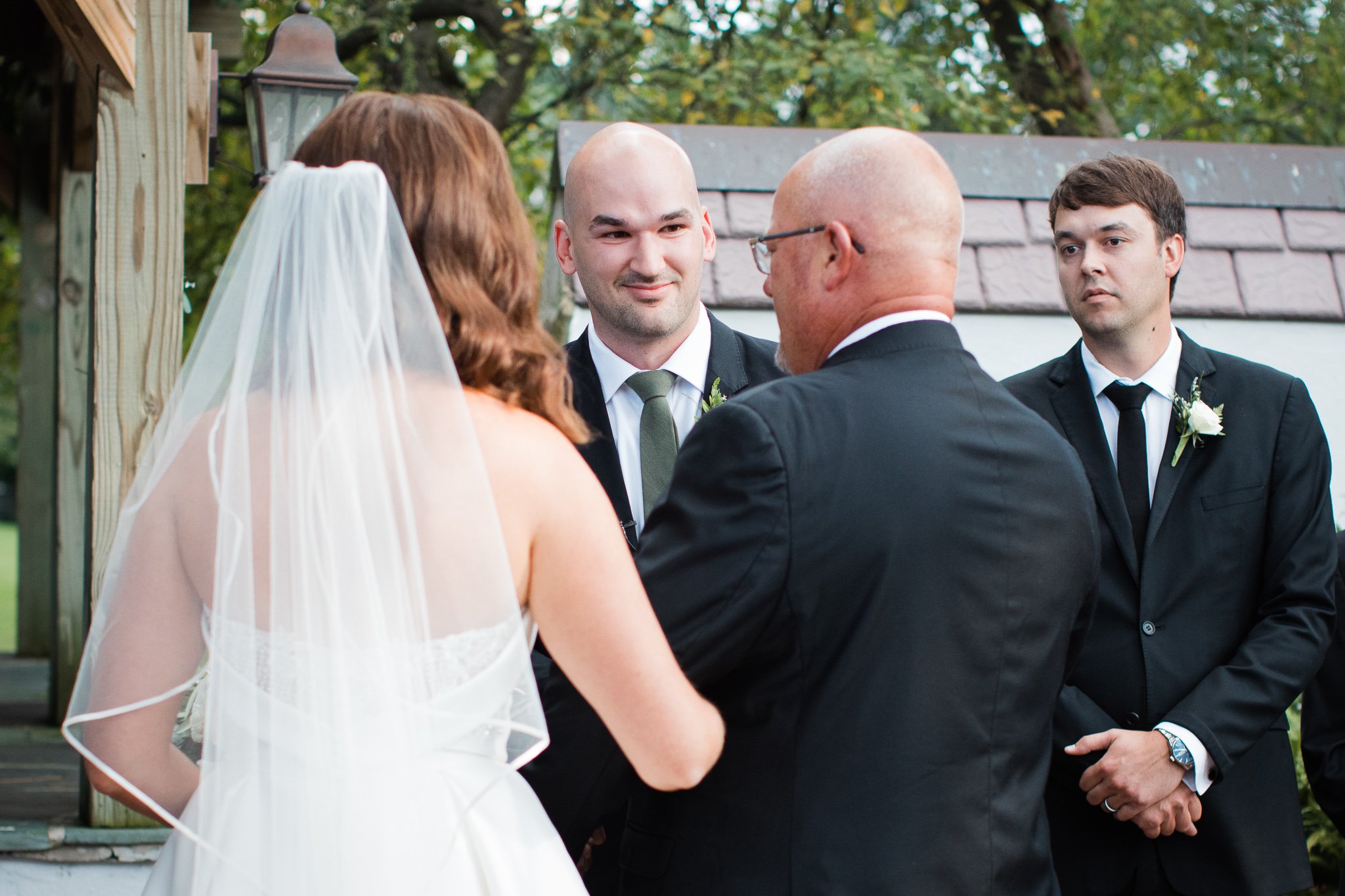 104_addison_oaks_michigan_wedding_photographer.jpg