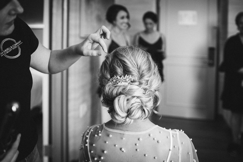 009_Michigan_Wedding_Photographer__Detroit_Westin_Book_Cadillac_Downtown.jpg