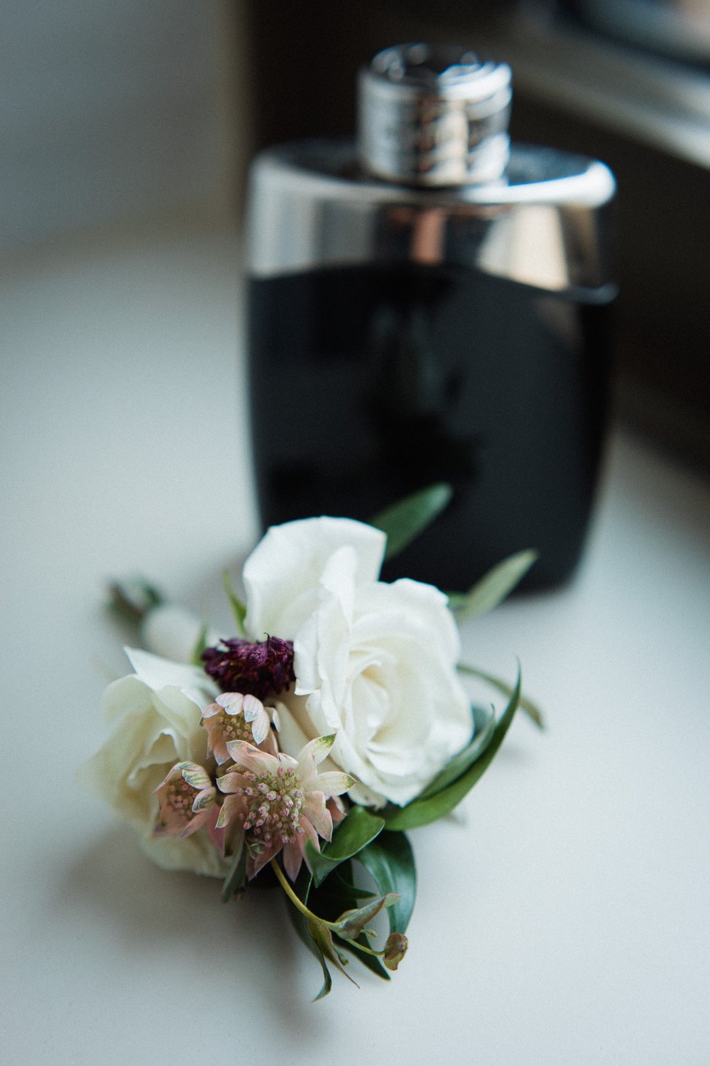 052_Michigan_Wedding_Photographer__Detroit_Westin_Book_Cadillac_Downtown.jpg