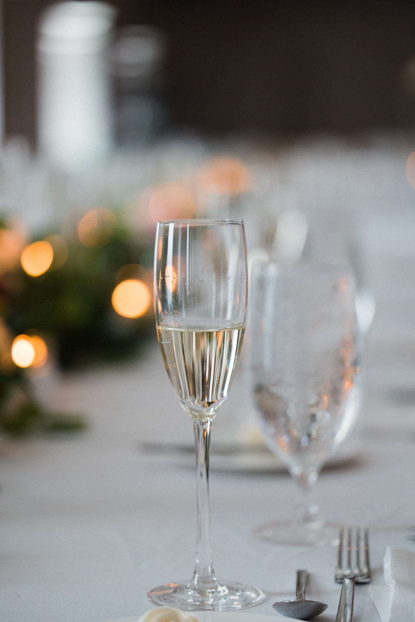 193_Michigan_Wedding_Photographer__Detroit_Westin_Book_Cadillac_Downtown.jpg