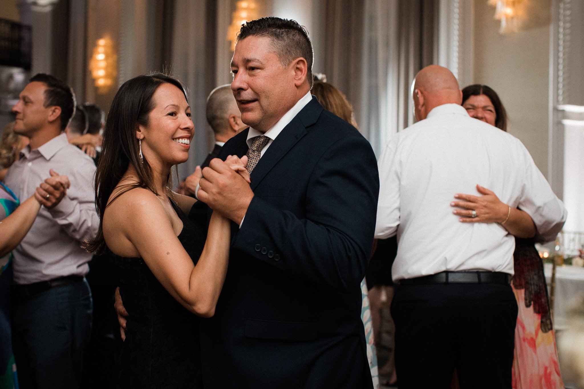 236_Michigan_Wedding_Photographer__Detroit_Westin_Book_Cadillac_Downtown.jpg