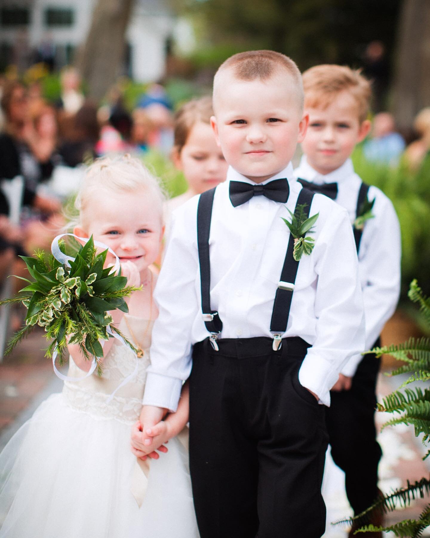 Hot tips for your flower girl/ring bearer&hellip;

First I&rsquo;d like to say there is absolutely nothing wrong with having a kid free wedding day. Your friends and family will make accommodations&hellip; and probably even enjoy an adult night to th