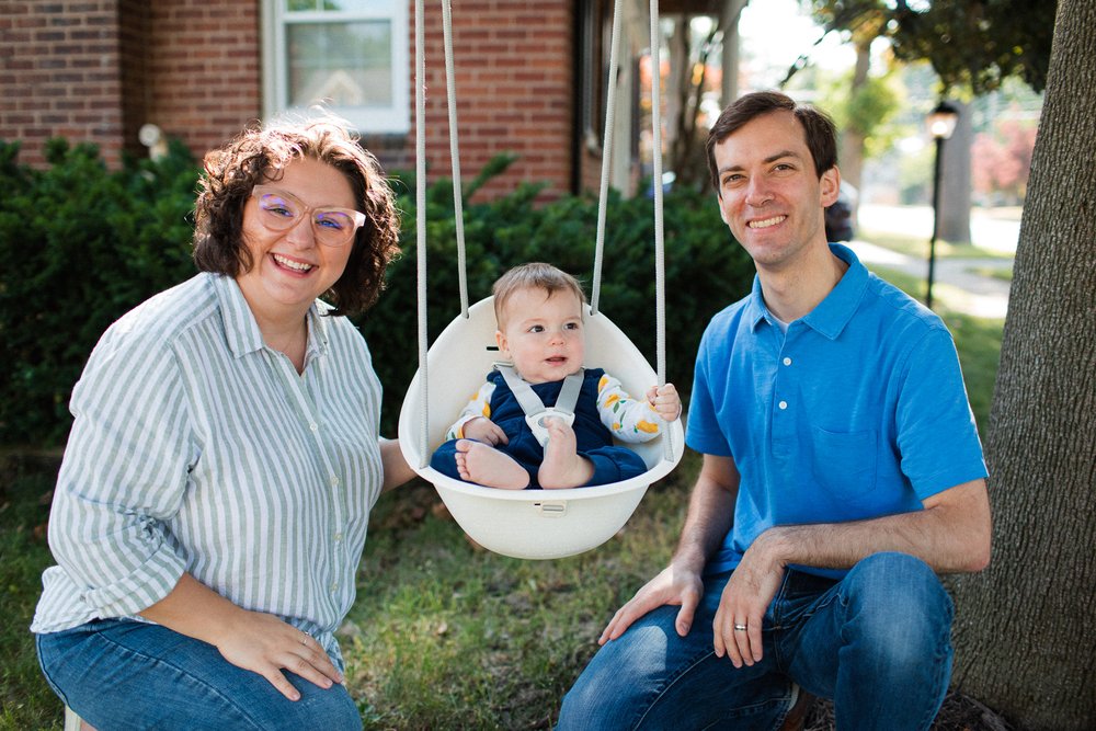 012_Michigan_Family_Photographer_Backyard_Session.jpg