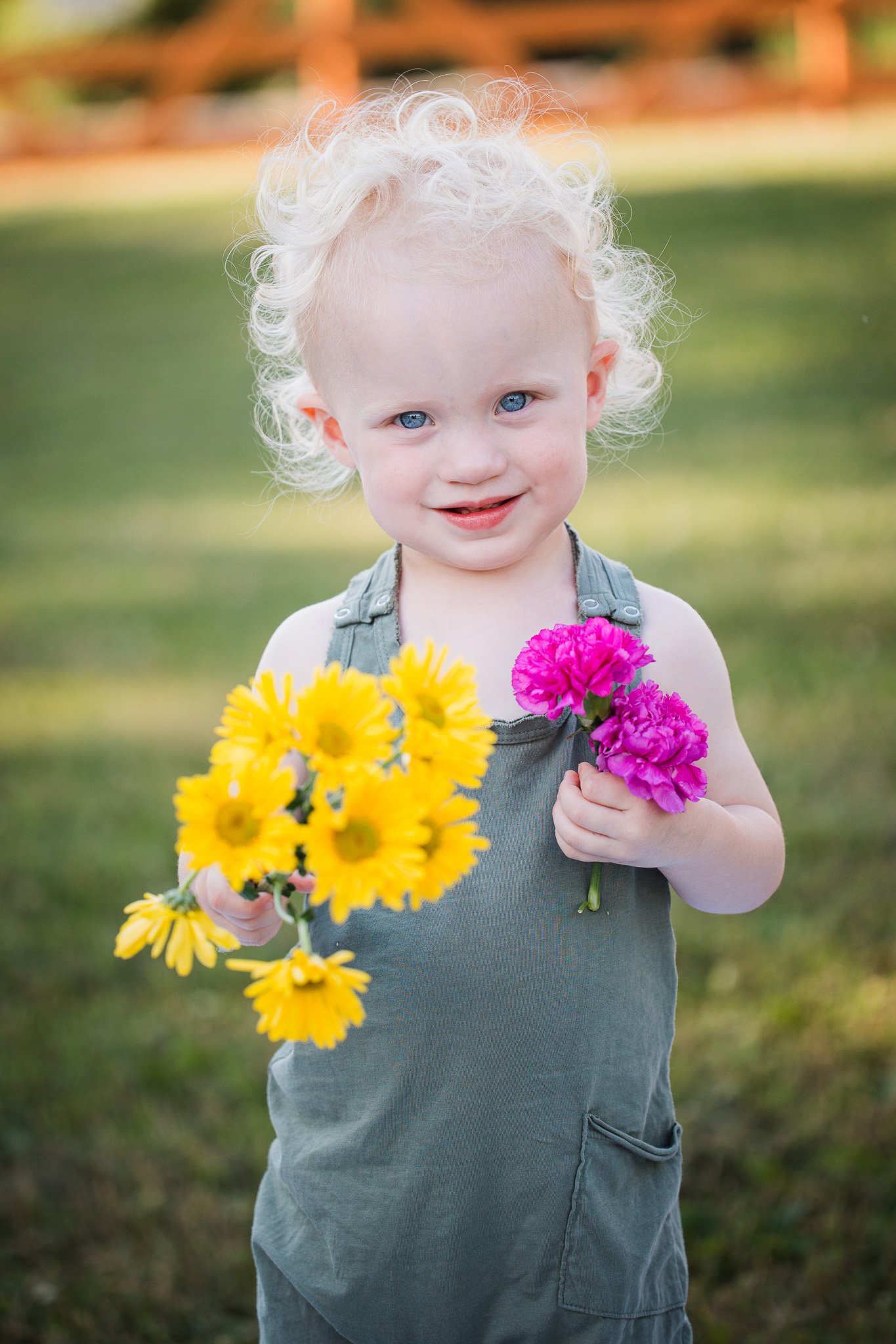 007_Michigan_Family_Photographer_Wildflower_Maybury_State_Park.jpg