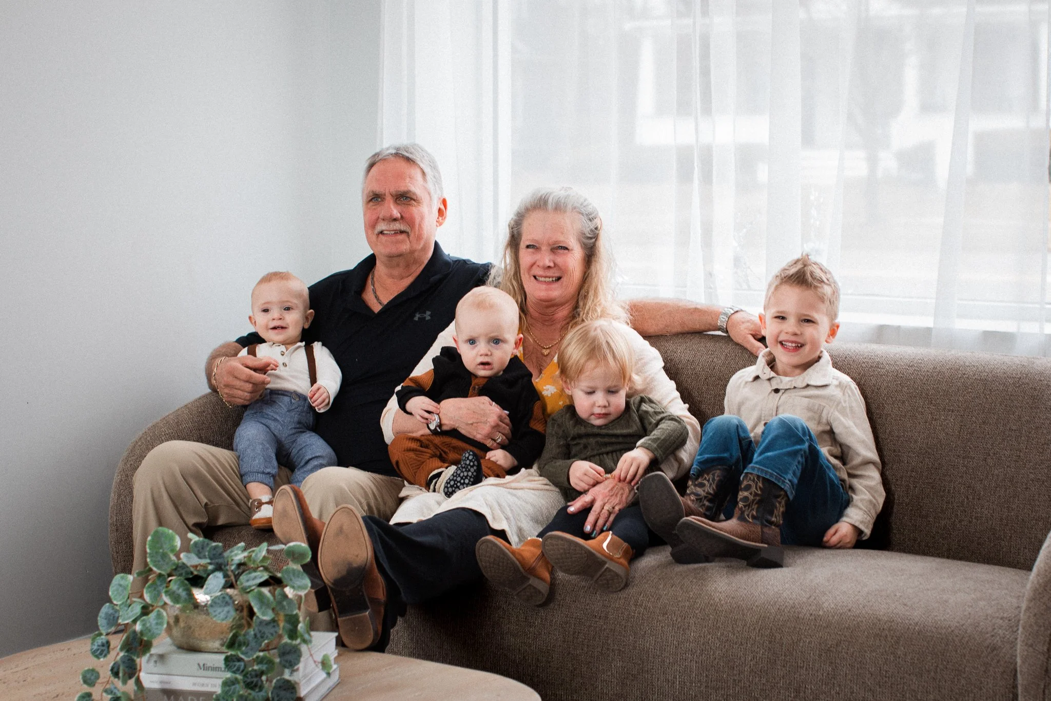 031_Michigan_Family_Photographer_Studio_Neue_Mini_Sessions.jpg