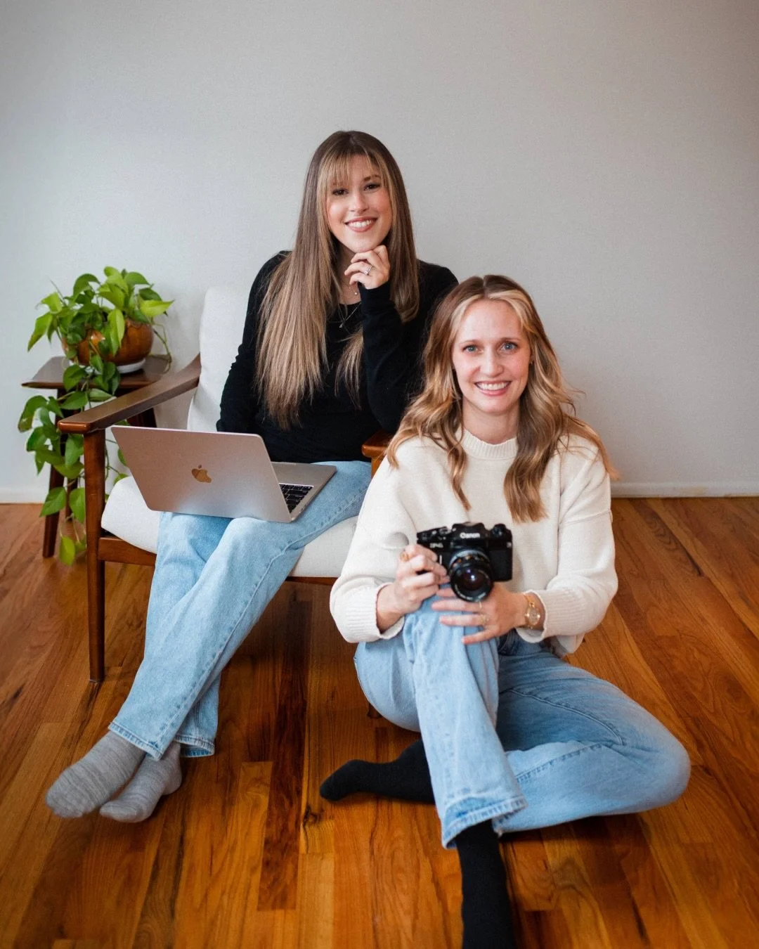 Meet the team behind our new mini sessions! 🤍✨

We&rsquo;re Madison &amp; Amanda, two moms watching our second-borns grow even faster than our firsts &mdash; and feeling that familiar pull to soak up every tiny hand, every chubby cheek, every fleeti