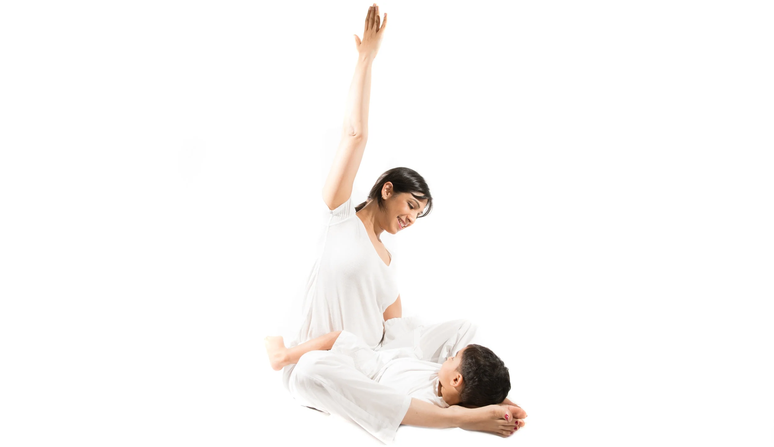 Postnatal Yoga Mom and Baby 01.jpg