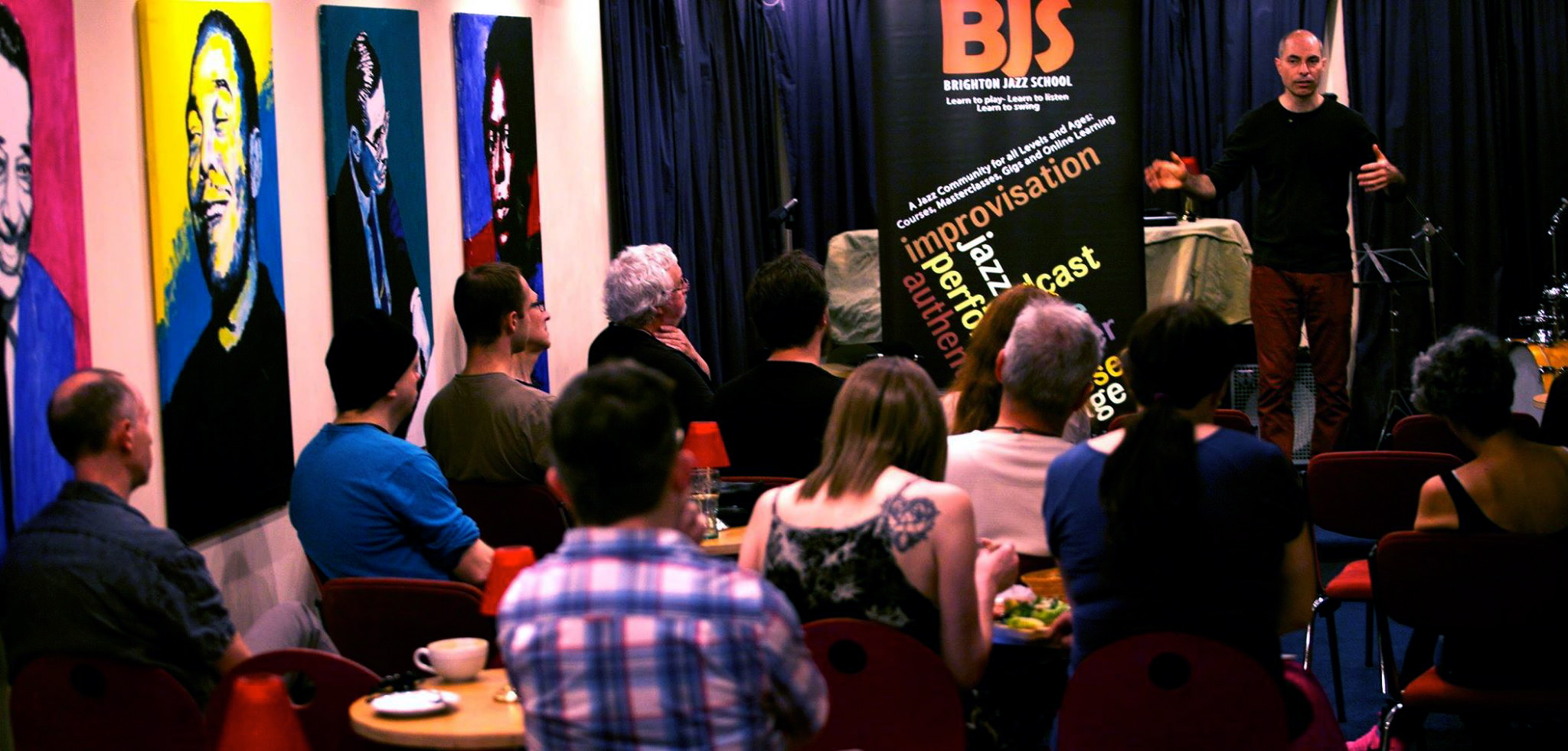 Asaf at a typical 'Mastering Rhythm' workshop at the Brighton Jazz School (Photo by Rachel Zhang)