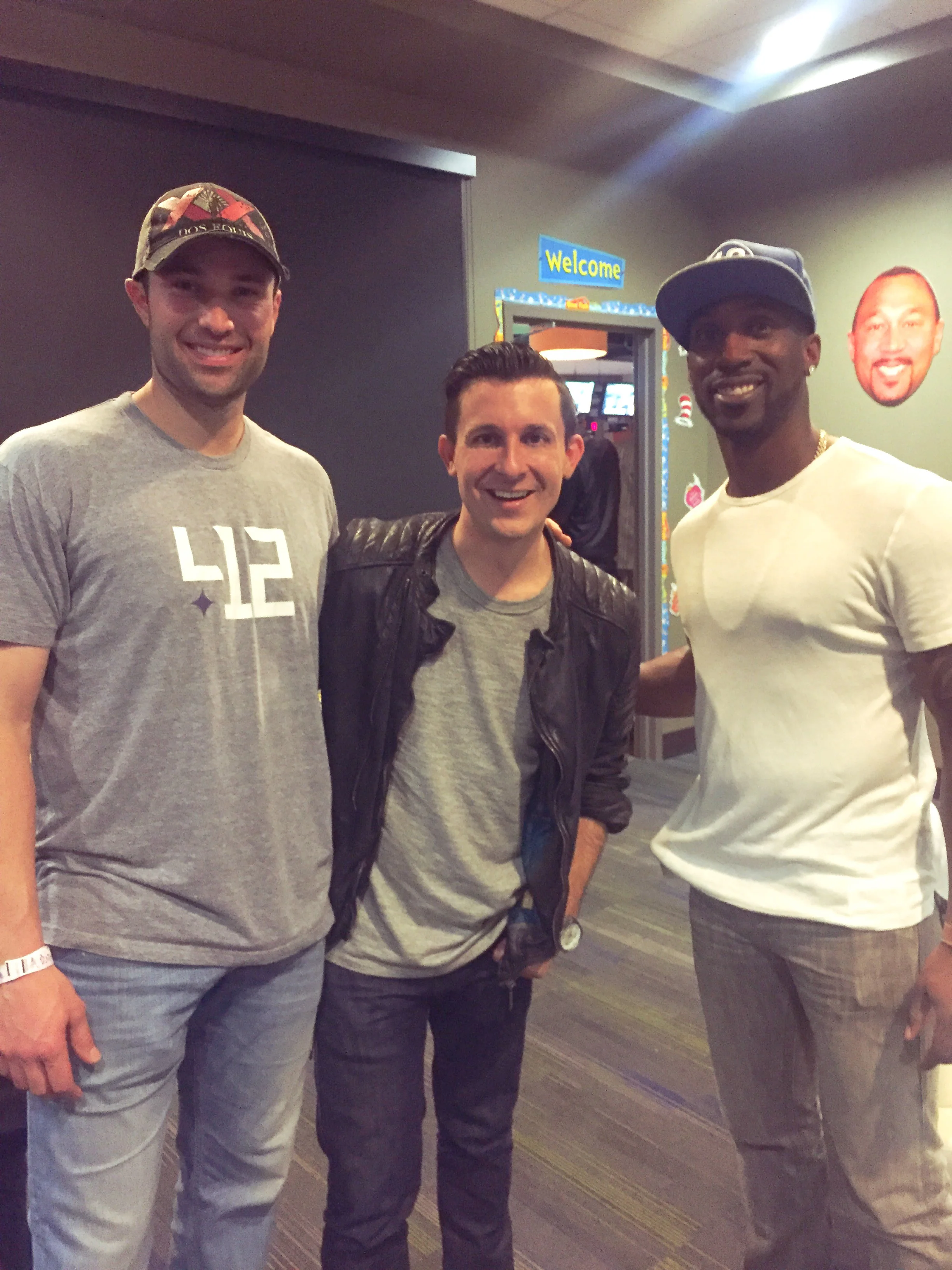 Neil Walker & Andrew Mccutcheon - 2 Pirates 1 Magician
