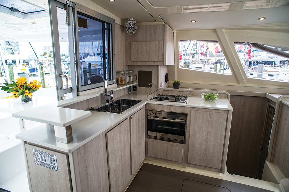imagesleopard-44-galley.2979.jpg