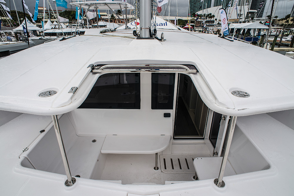 imagesleopard-44-hardtop.2980.jpg