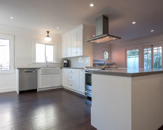 27a1f5a204a44df9_4015-w550-h440-b0-p0--craftsman-kitchen.jpg