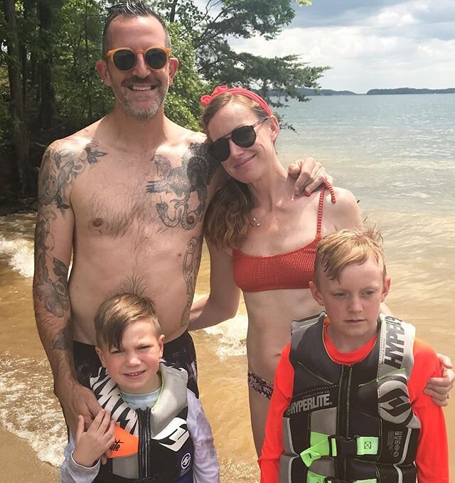Lake Days with the crew😊🏝.
-
Only 3 weeks &lsquo;til we move in to Rob&rsquo;s folk&rsquo;s Lakehouse at Lanier for the summer (until our new home is built).
I am so thankful to have this place, and that our kids will get to spend an entire season 