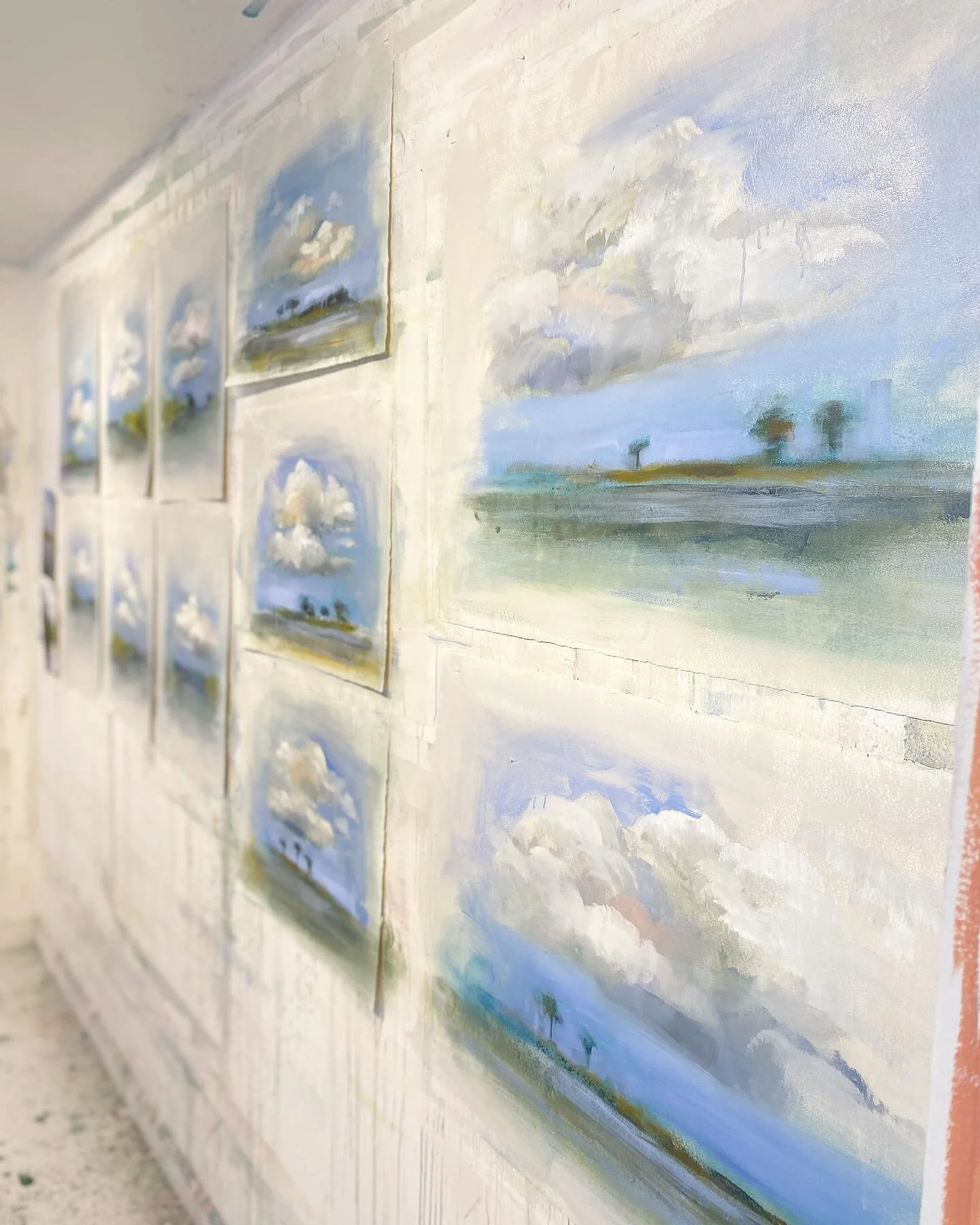 ☁️ Soon to be available:
&ldquo;Mindful Maze 1-6&rdquo; 20/16s
&ldquo;Light Minded 1-3&rdquo; 16/20s
&ldquo;Admiration 1 &amp; 2&rdquo; 22/30 
#oilonpaper #sarahottslookingup #art #originalart #color #light #abrightspot #beabrightspot #mindful #notic