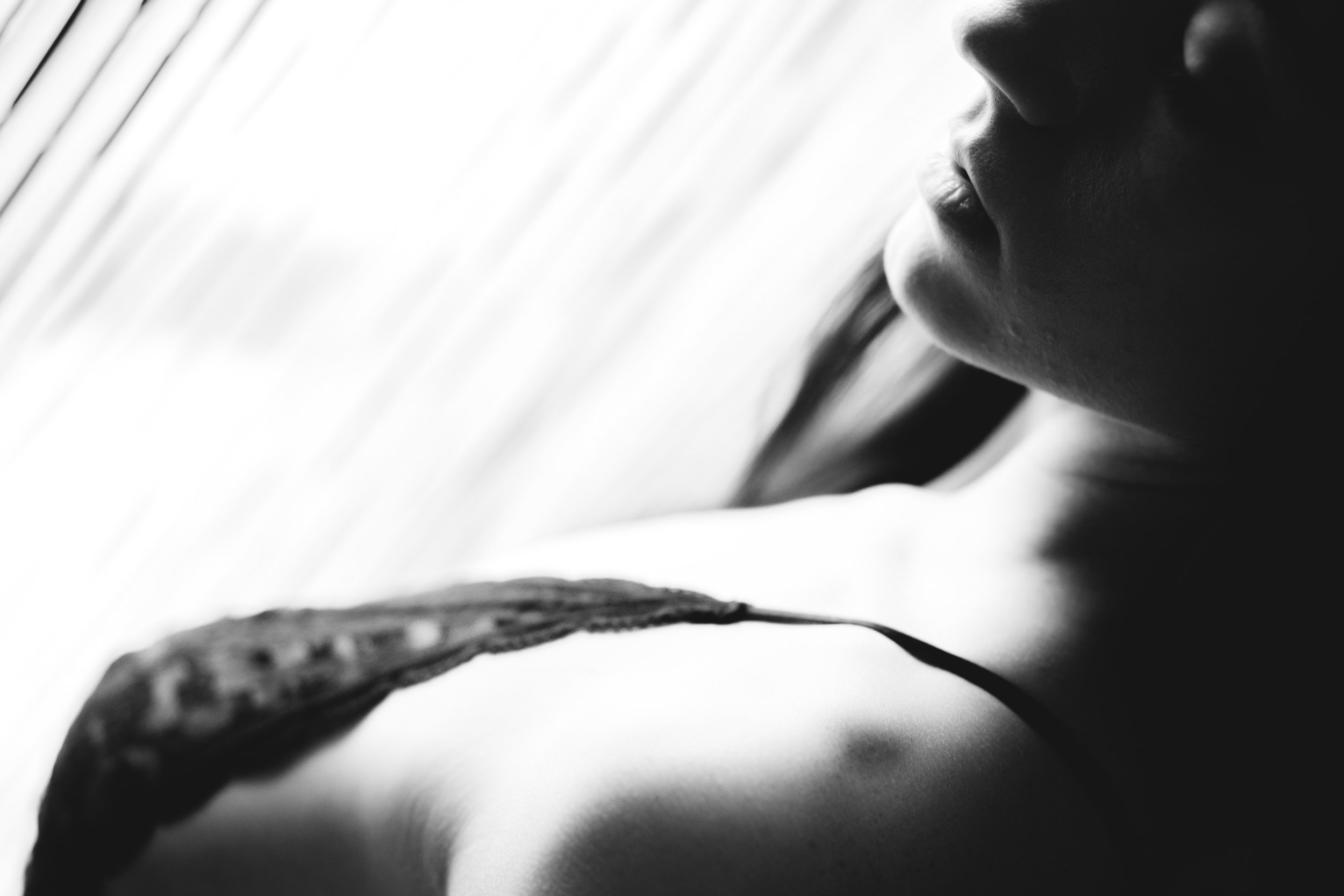 intimate and empowering boudoir photography