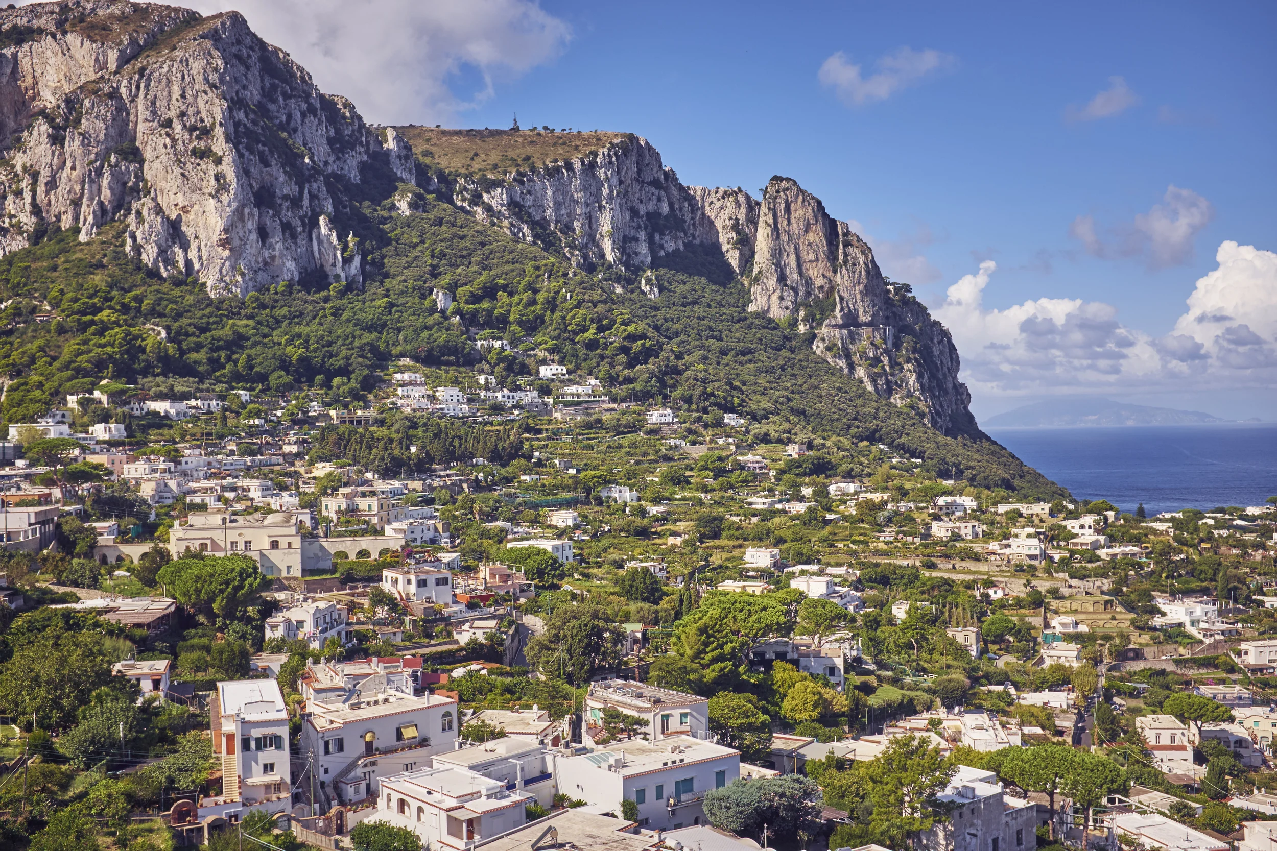 CAPRI ESCAPE