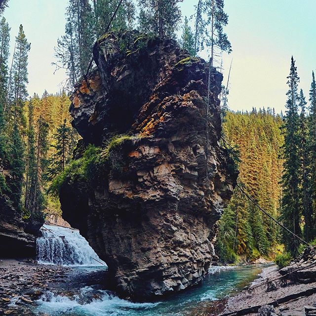 The hike through Johnston Canyon Trail was not only one of the easiest but one of the most rewarding when we ventured off the path down to the falls. We stayed in the cabins at the base of the trailhead along the Bow Valley Parkway which made for an 