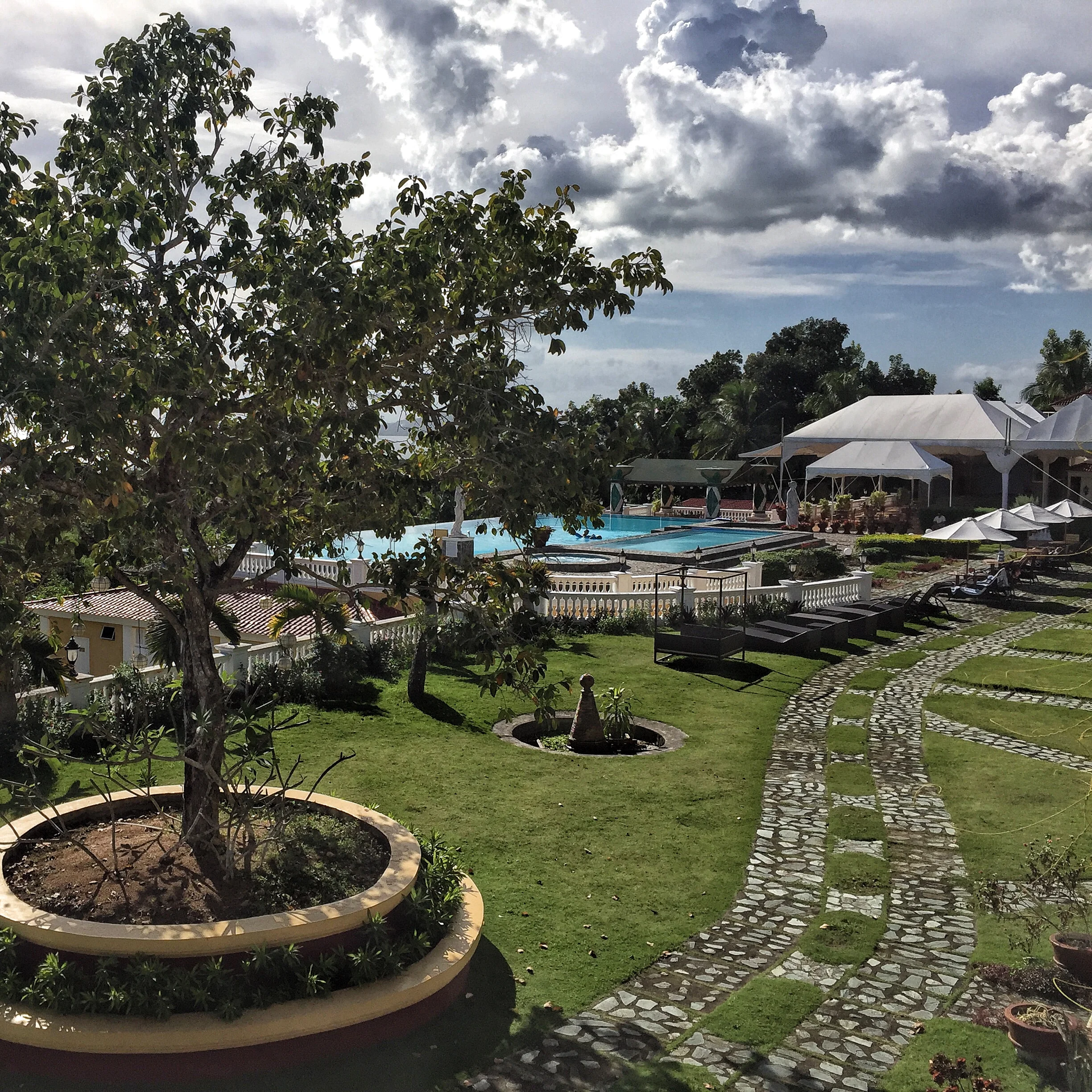 Manicured and private grounds.