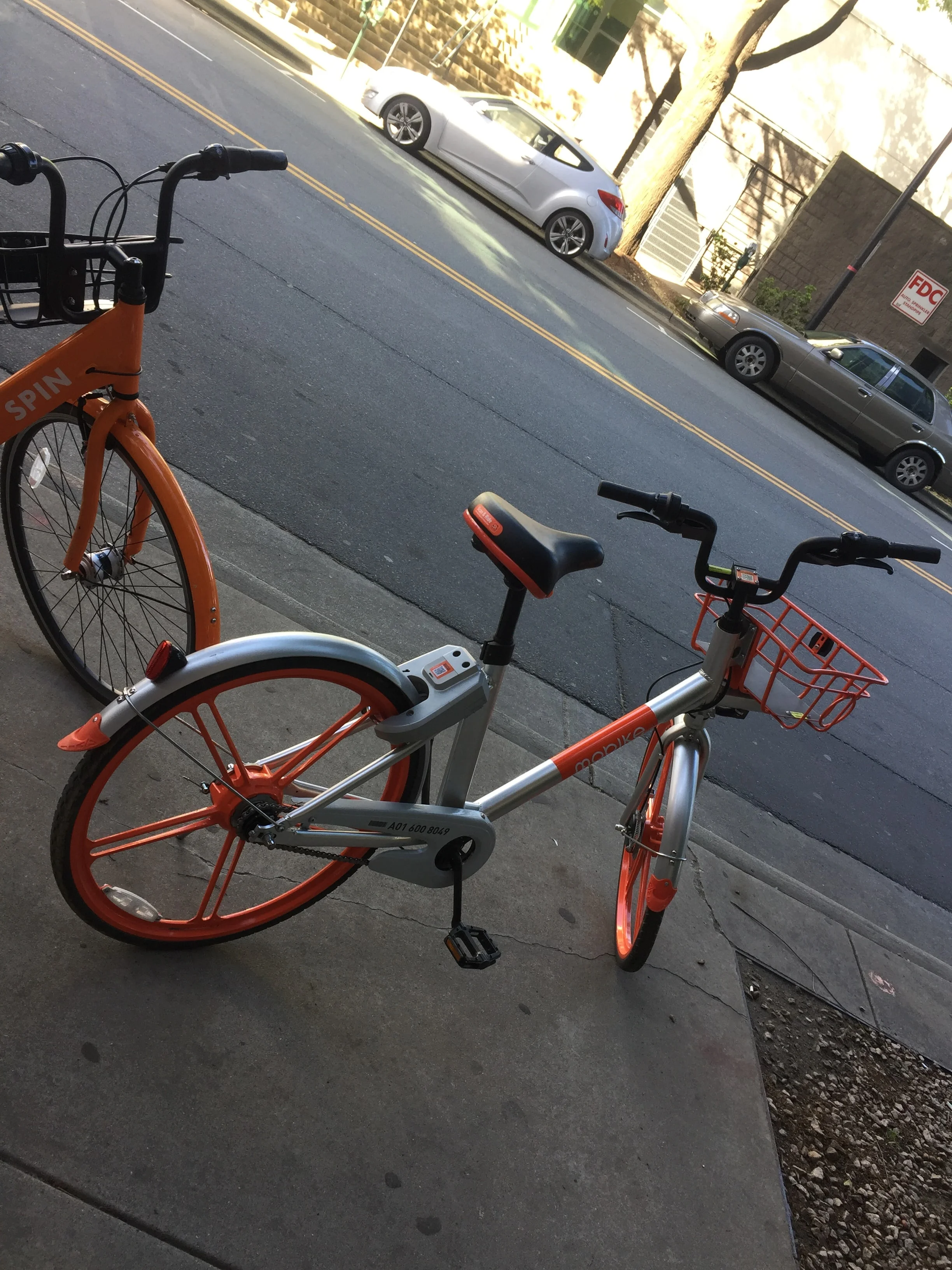 Charlotte dock-less bikes. Easy to find bikes around Charlotte proper. 