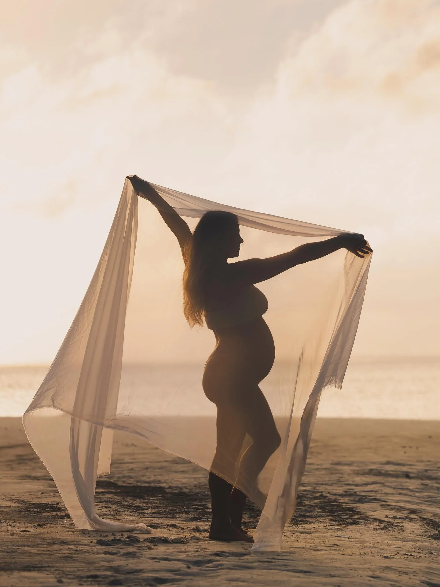 Happy October ✨✨

#stsimonsislandboudoir #stsimonsisland #bridalboudoir #beachboudoir #georgiaboudoir #boudoirphotography #boudoir #boudoirphotographer #saintsimonsislandga #stsimonsislandphotographer #brunswick #brunswickphotographer #seaisland #sea