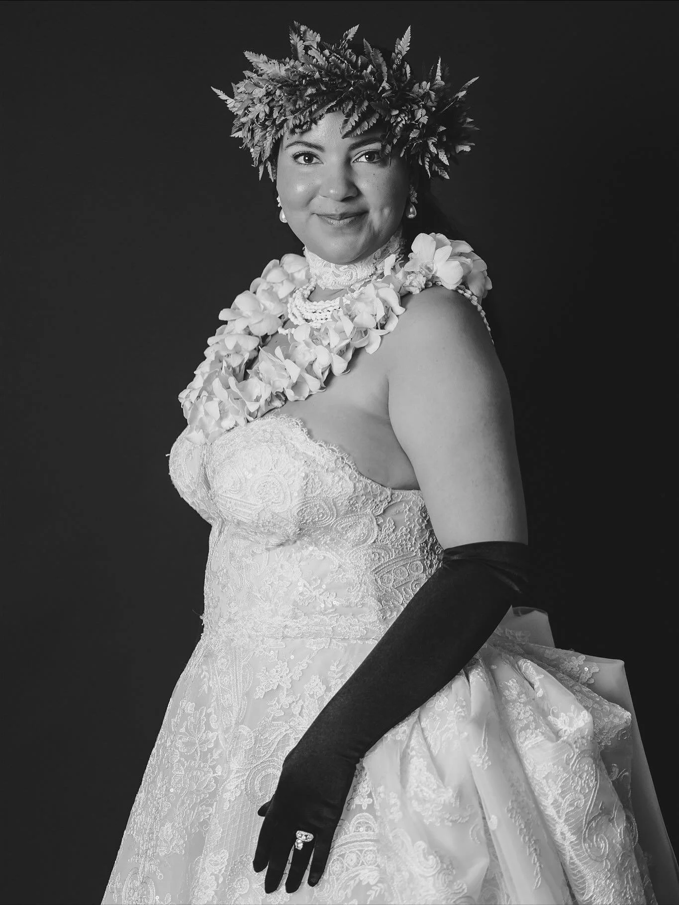 Appreciation post for this incredible couple 🖤🖤🖤 Zara and Robert could not have been more enchanting and welcoming 🖤🖤🖤

#BlackTiePortraitBooth
#LuxuryPhotoBooth #PortraitBooth #LuxuryEventPhotography #WeddingPhotoBooth #SouthernWeddingStyle #Co