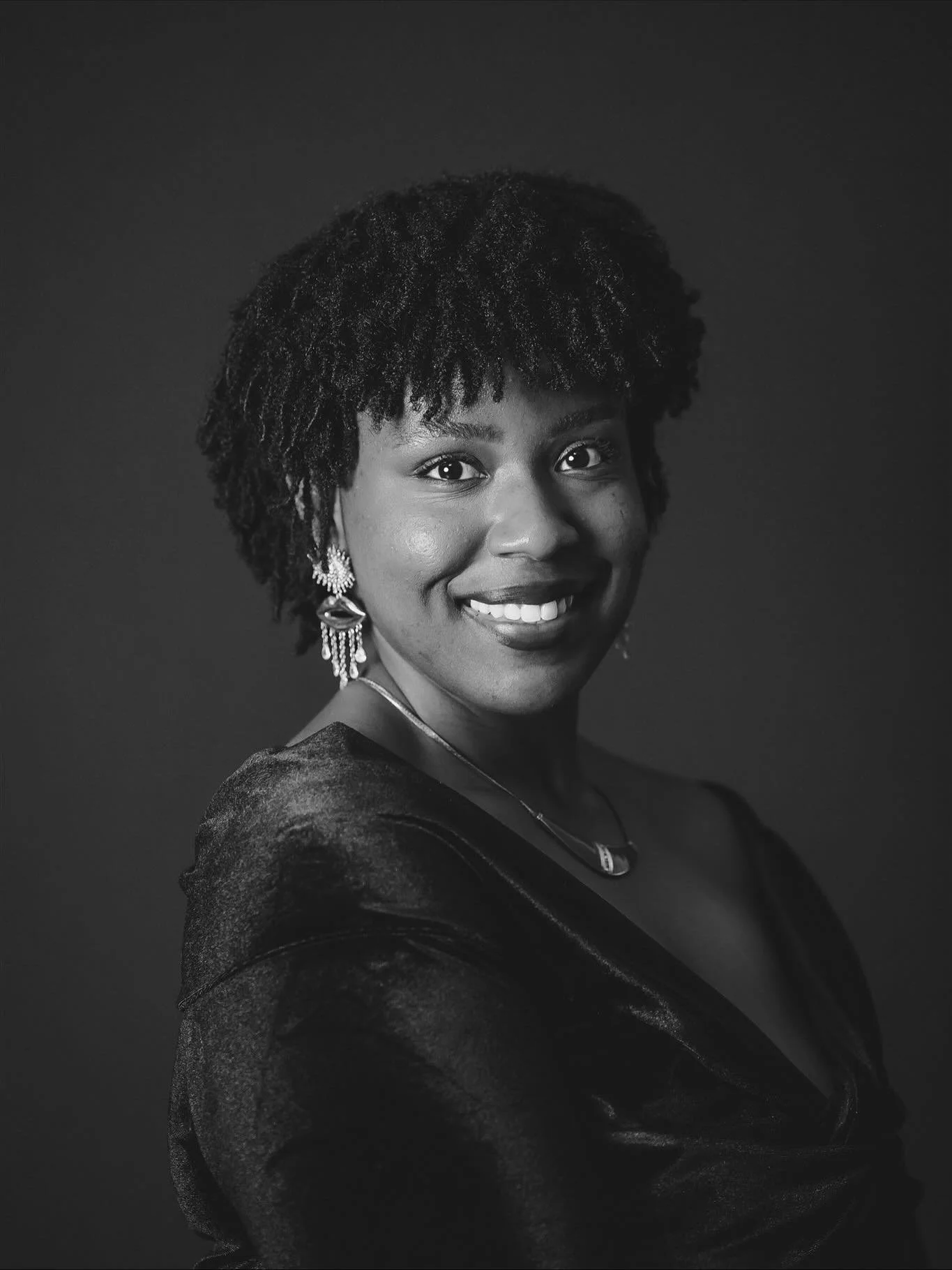 Black. White. Unapologetically elegant.
Bring a luxury portrait experience to your wedding or event.
Booking now &mdash; inquire through the link in bio.

#BlackTiePortraitBooth
#LuxuryPhotoBooth #PortraitBooth #LuxuryEventPhotography #WeddingPhotoBo