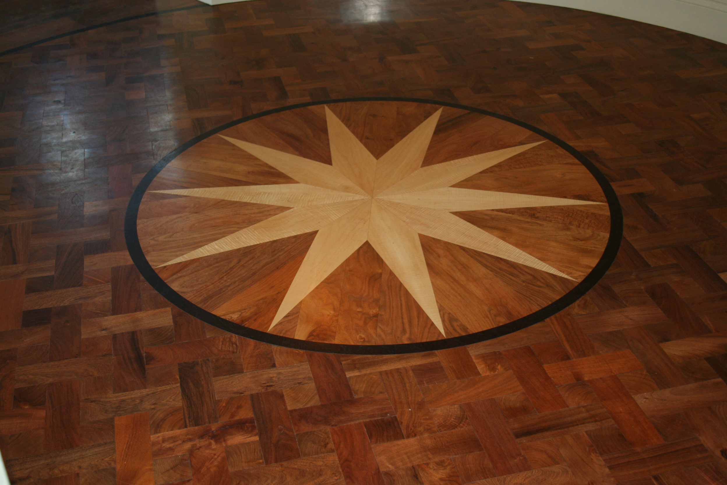 Basket Weave Mesquite with End-grain Block Ft. Mesquite and Maple Medallion