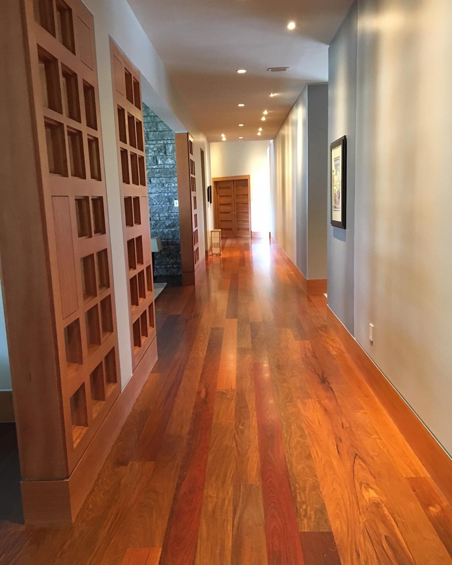 #flashbackfriday to this beautiful flooring 

Contact us for a free bid on your next job! 
512-719-3555 

 #supportsmallbusiness #woodflooring #aesthetic #design #newdesign #redesign #familyownedbusiness #smallbusiness #shoplocal #flooring #atxfloori