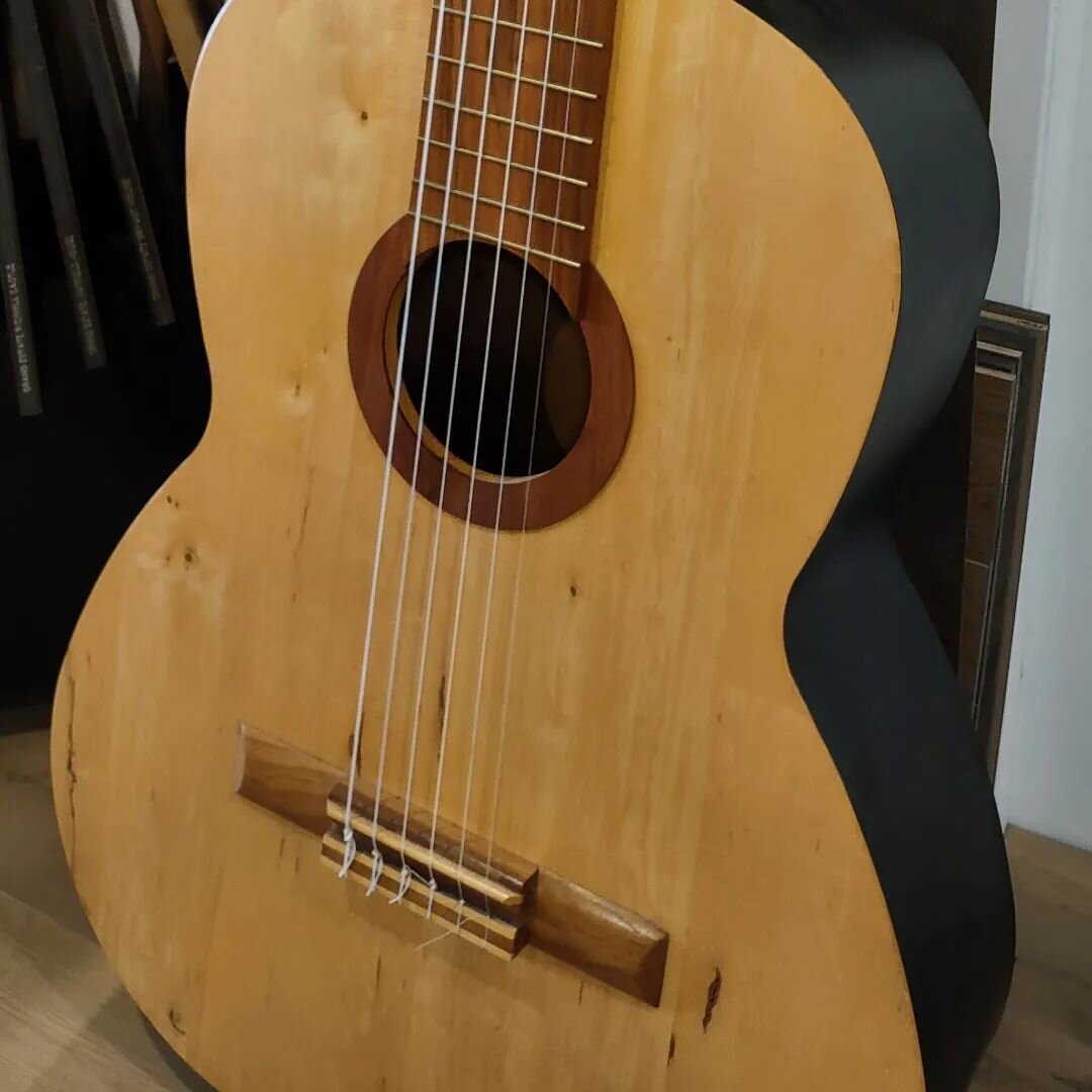 We have some serious talent here! Stop by our showroom to see this stunning 8 foot guitar. It's even tuned and ready to play! 

#atxsmallbusiness #atx #atxhomes #supportsmallbusiness #shoplocal #familyownedbusiness #hardwood #hardwoodfloors #homeimpr