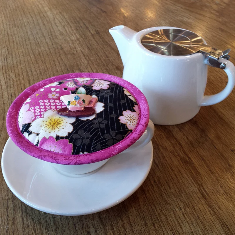 Kap Pink Blossoms Denver Pablos Coffee 2018 Mar teapot 800x800.jpg