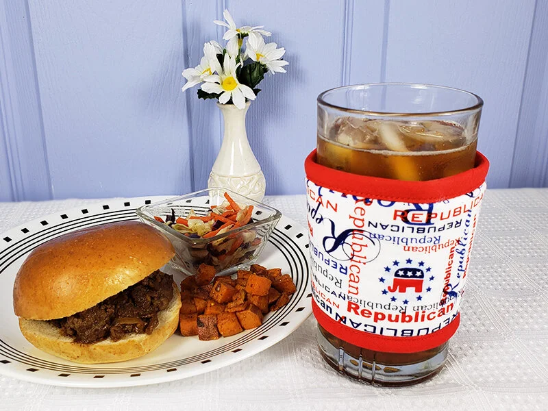 Kollar Republican barbque dinner 800x600.jpg