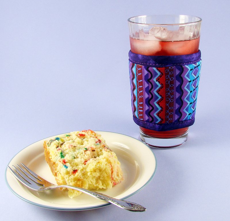 Kollar African Insp. funfetti cake HarneySons Strawberry Kiew tea 800x770.jpg