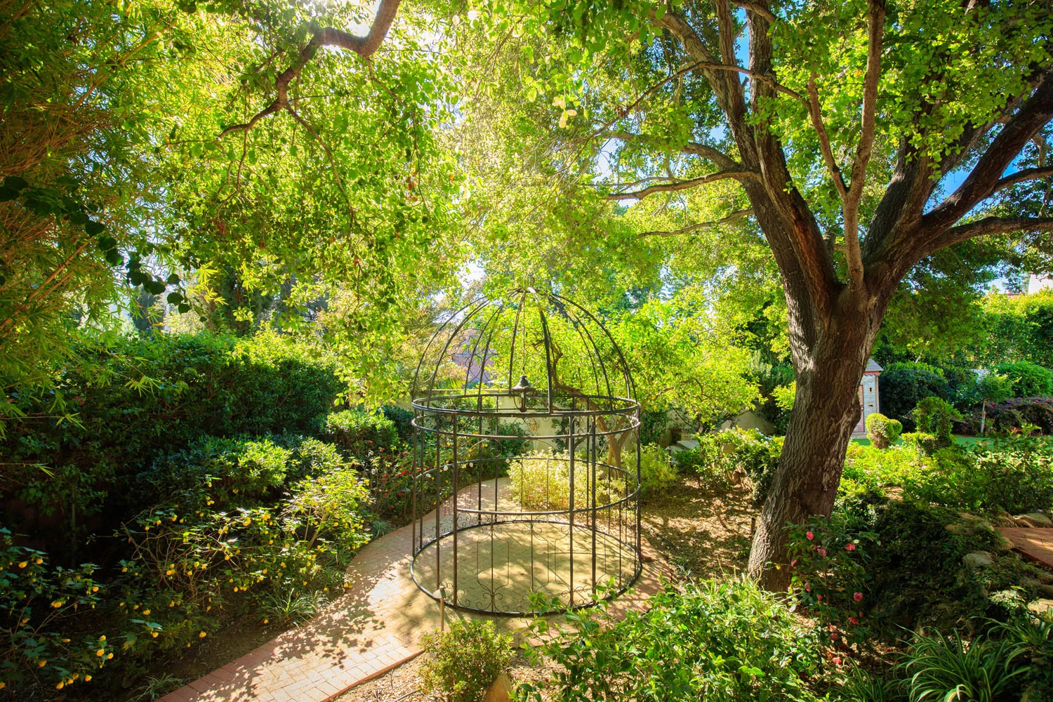 2232SantaBarbaraSt_11.jpg