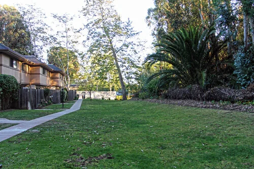 Cozy condominium near Arroyo Burro Beach -Santa Barbara