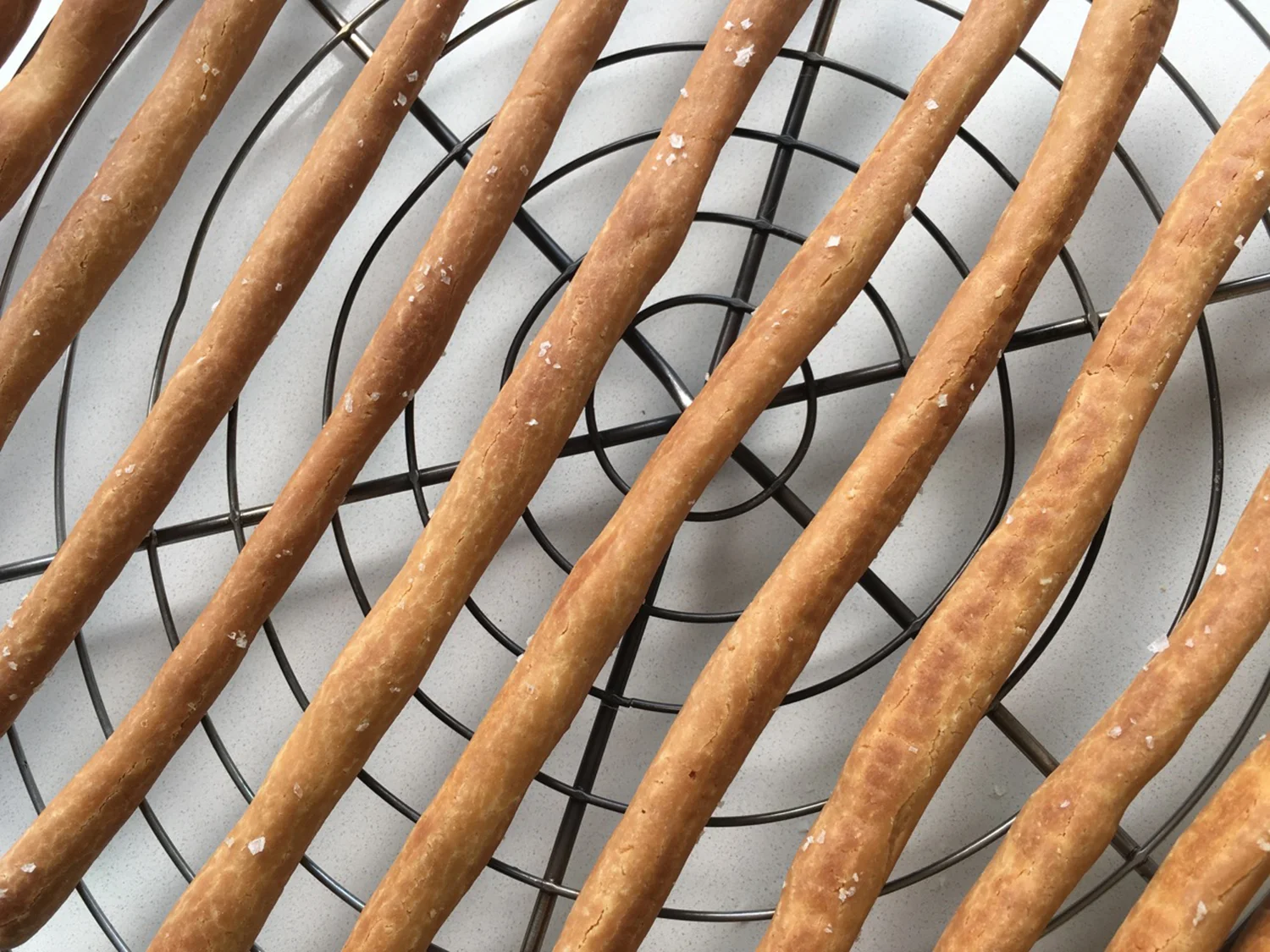 GLUTEN-FREE GRISSINI