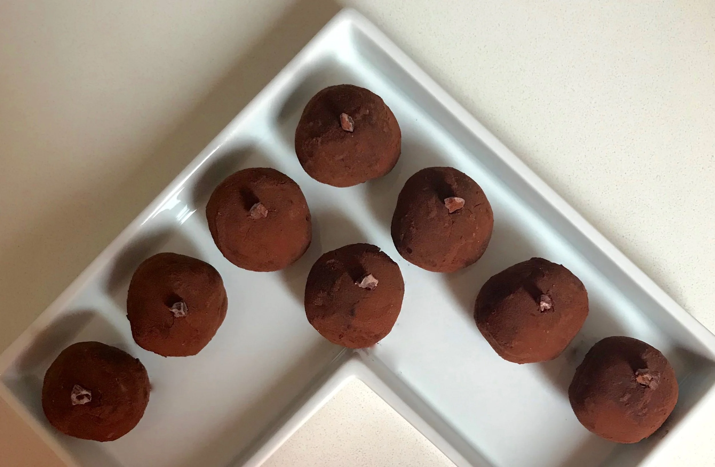 CREAMED ALMOND AND COCOA NIB BALLS