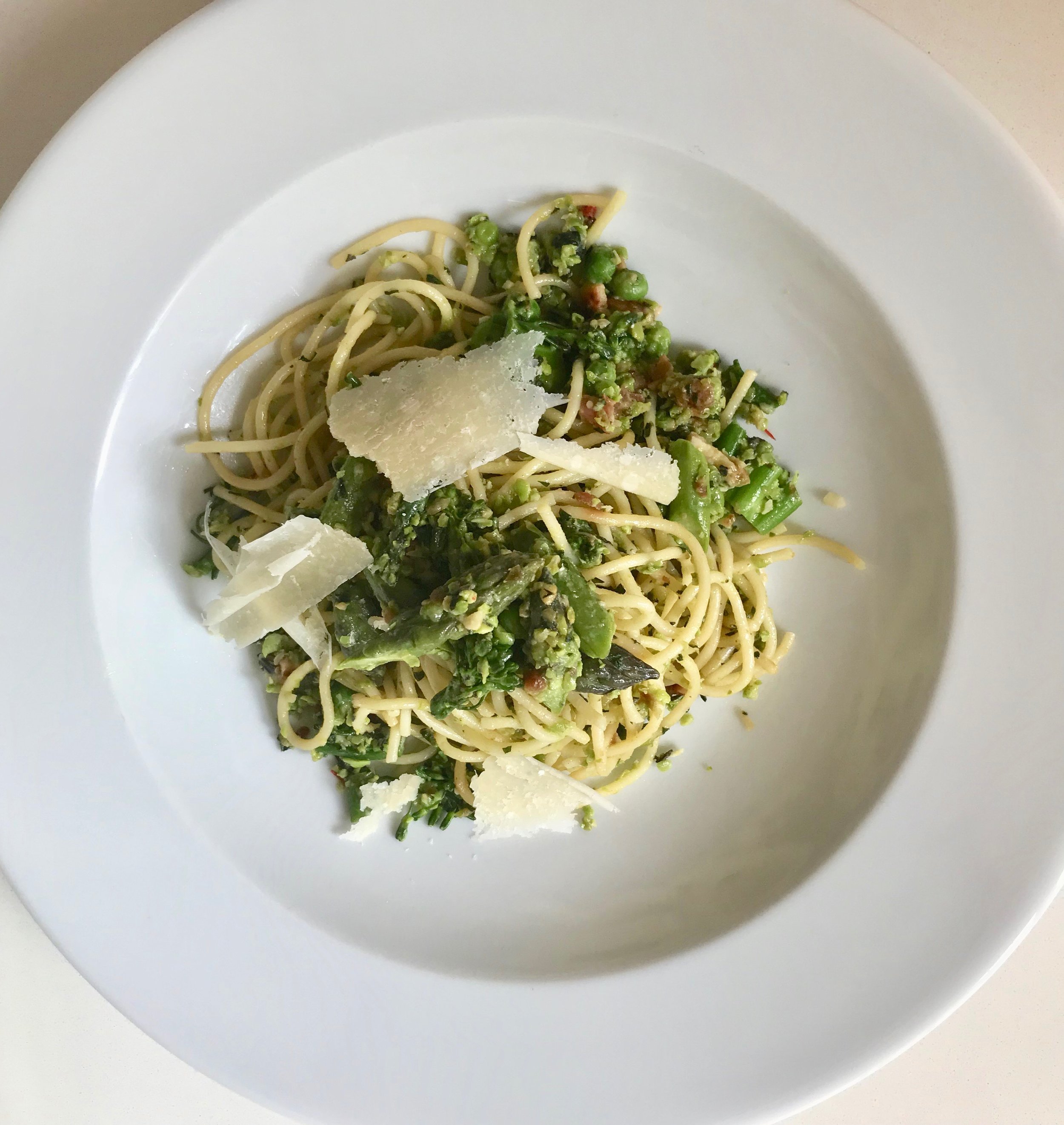 PASTA SAUCE WITH GREENS, HERBS AND SPECK