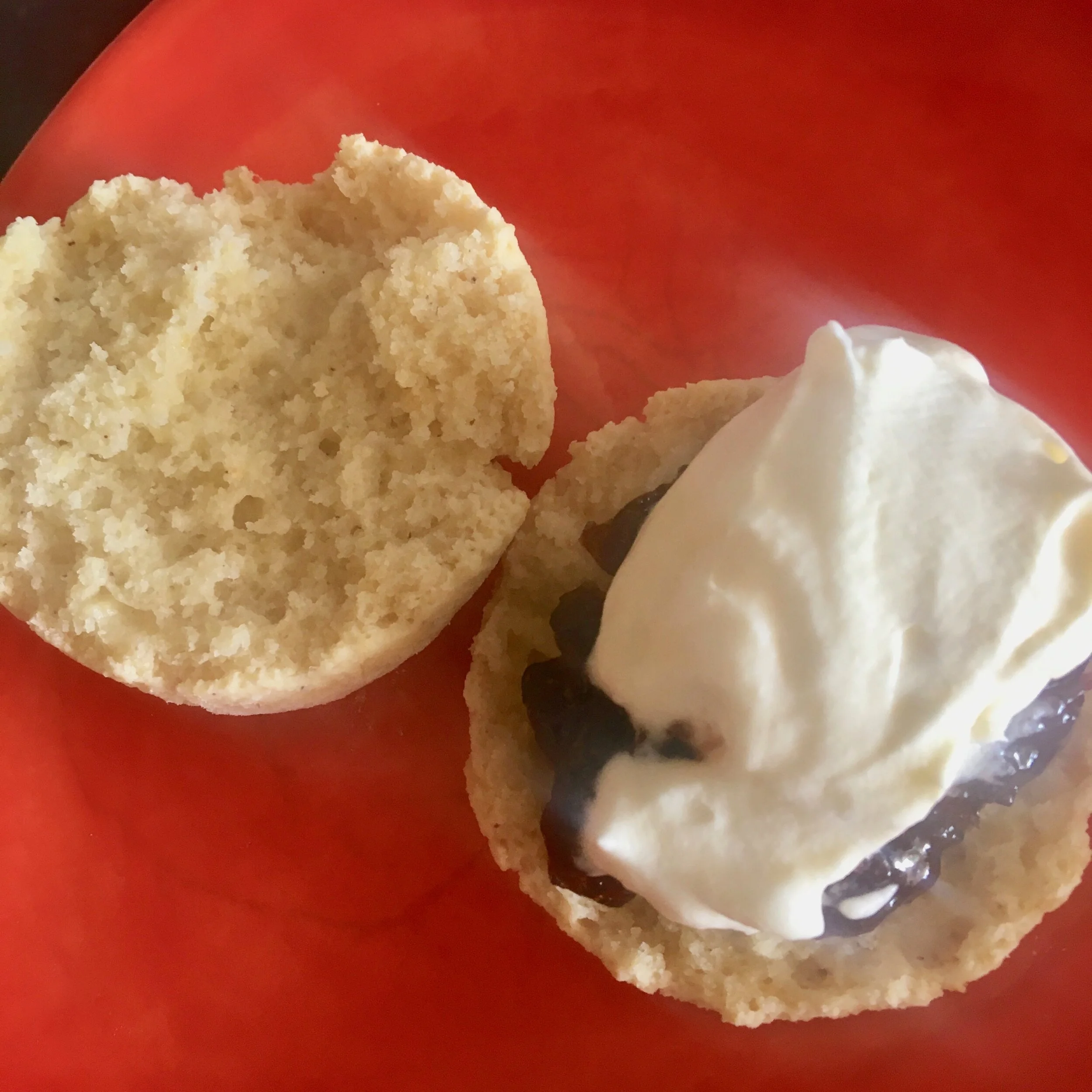 GLUTEN-FREE SCONES