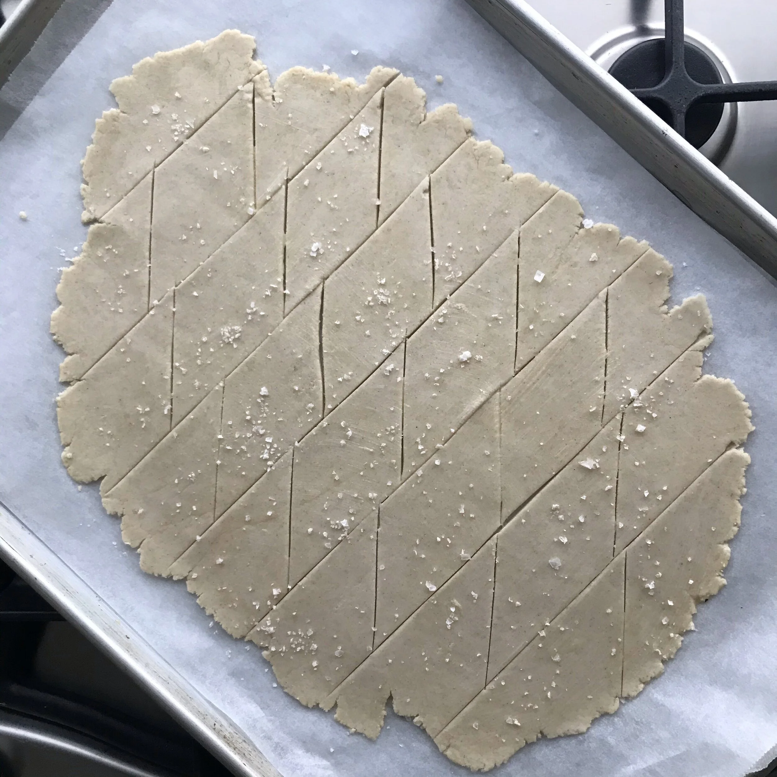 CRUNCHY BUCKWHEAR CRACKERS SQUARE RAW.jpeg