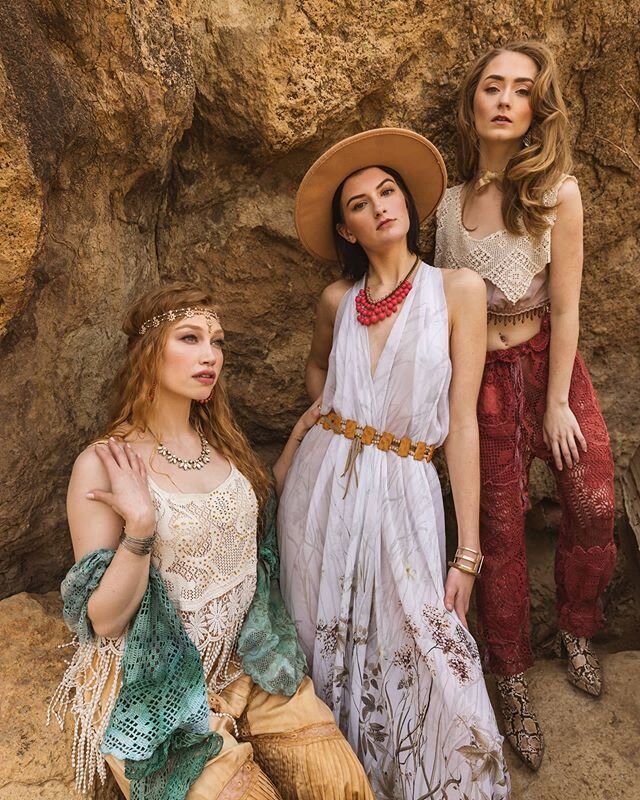 Bohemian Dreams 
Published in Ellements Magazine 
One of my favorite shoots ever, and an amazing day with this magical team.
 Take me back!! Photographer me
Hmua @mbsbeautypage
Designer @minnieopal
Models @alexandrahagel @gabriellemonet
@racmac97

#a