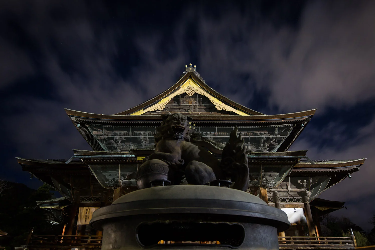 Day 8: Fish Market or Heaven