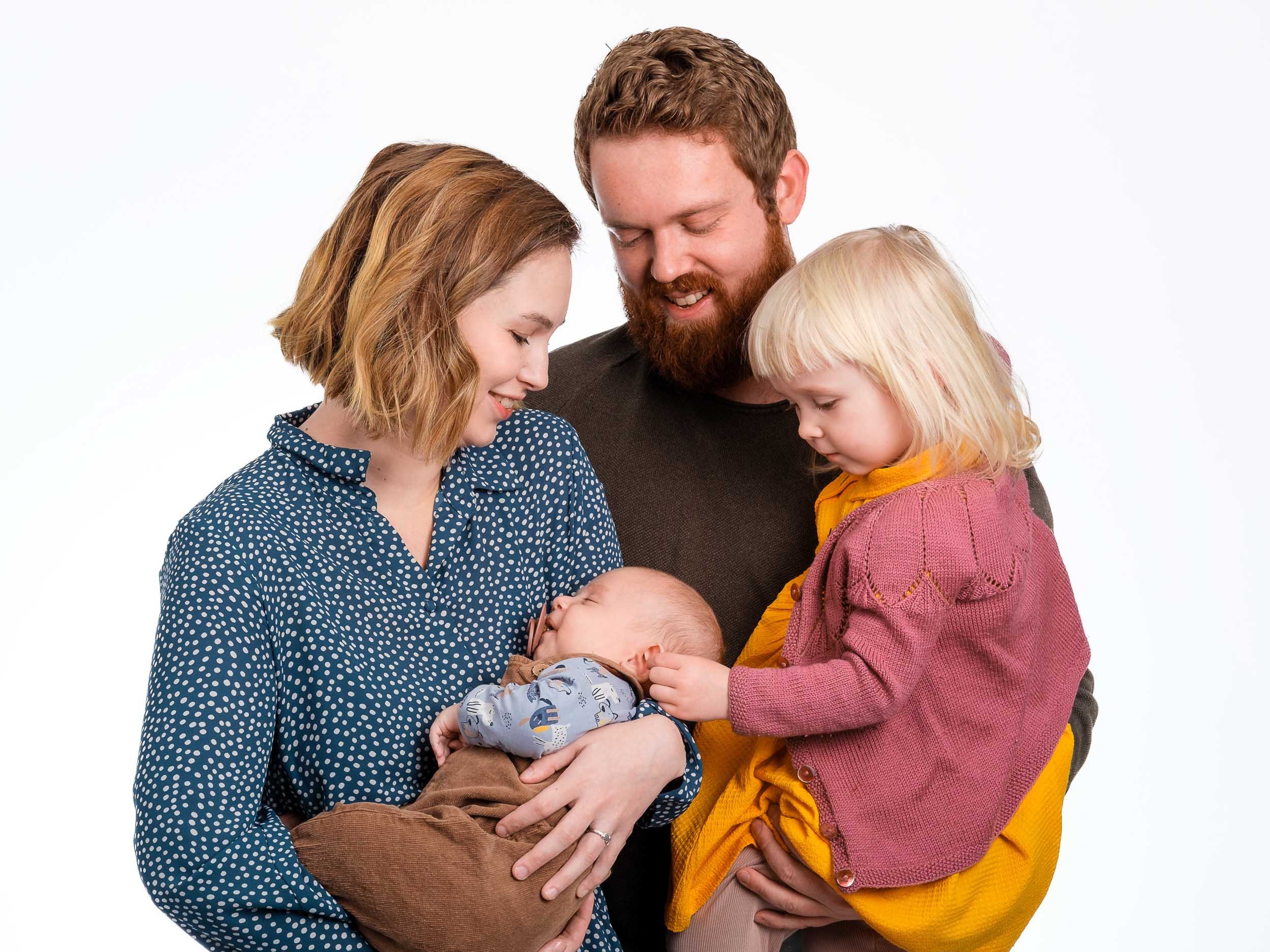 2024 - november - 22 - malene og familien-5101.jpg