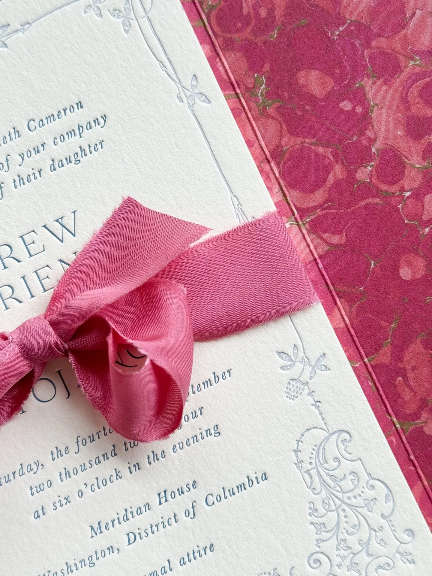 A little bit of marbled paper and the perfect custom colour matched silk from @stellawolfeco! 🩷