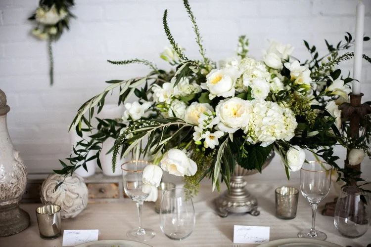 Five Flowers for Winter Weddings