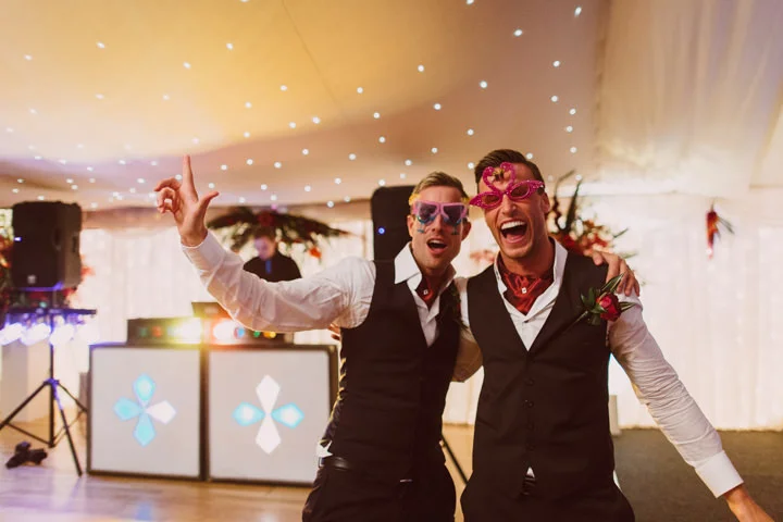 HALLOWEEN WEDDINGS: DO'S & DON'T'S 